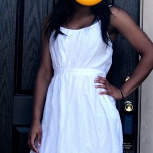 Mid-rise white dress